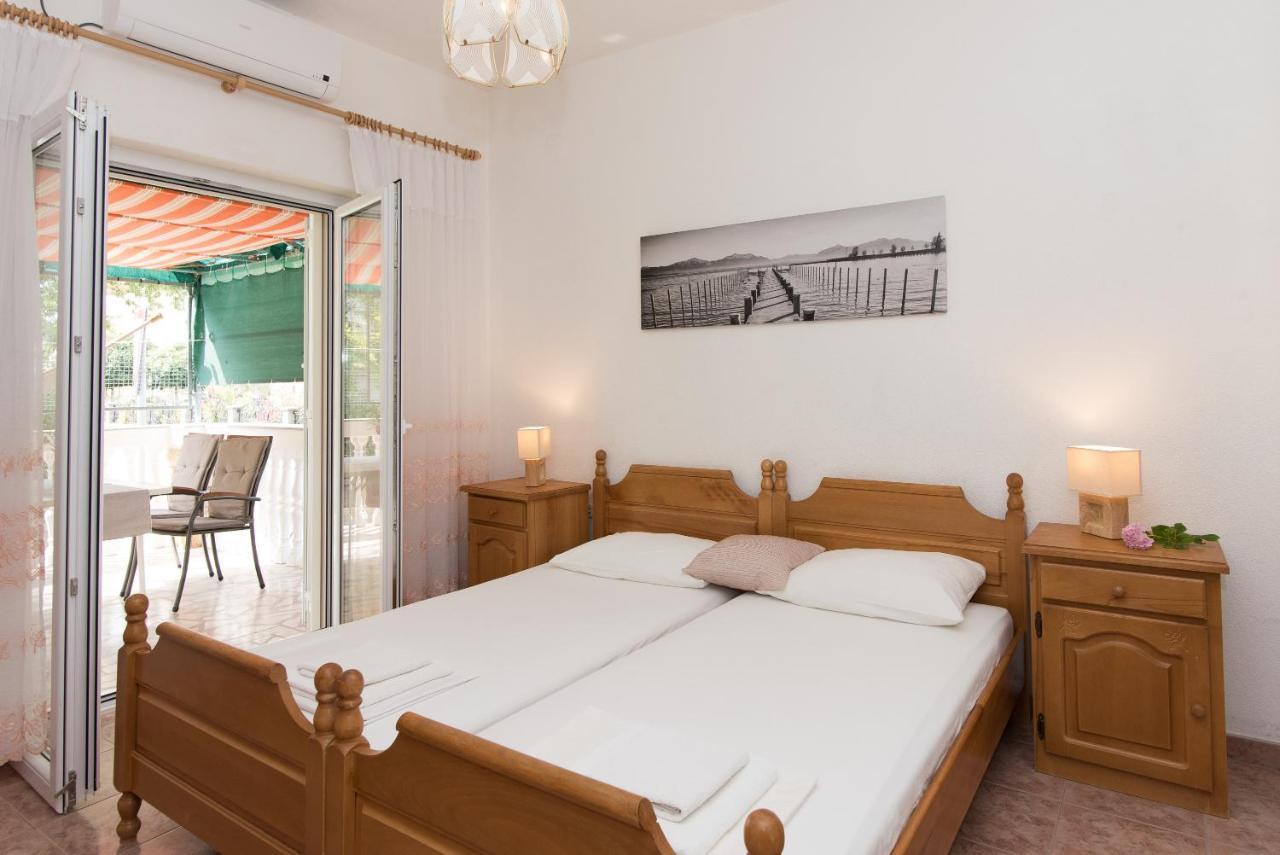 Topic Apartments Водице Экстерьер фото