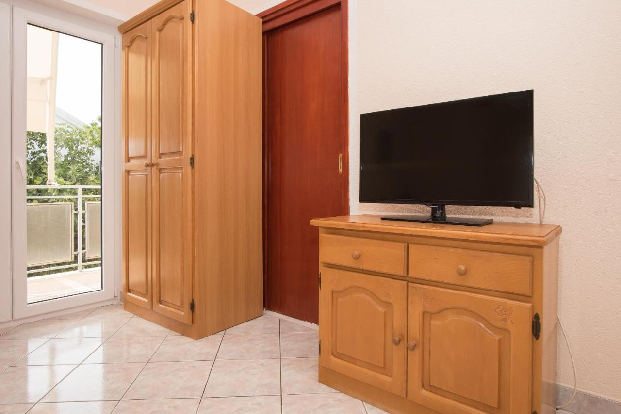 Topic Apartments Водице Экстерьер фото