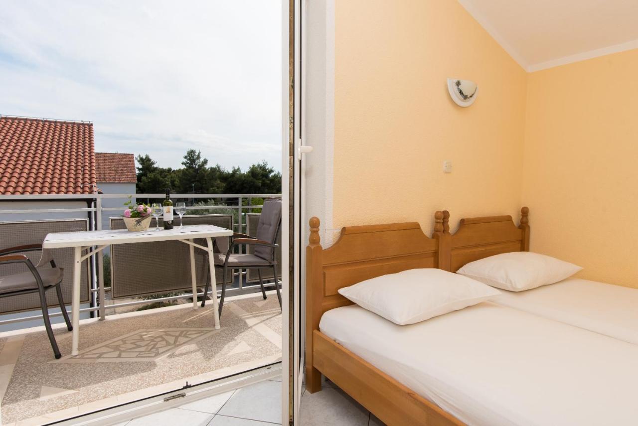 Topic Apartments Водице Экстерьер фото