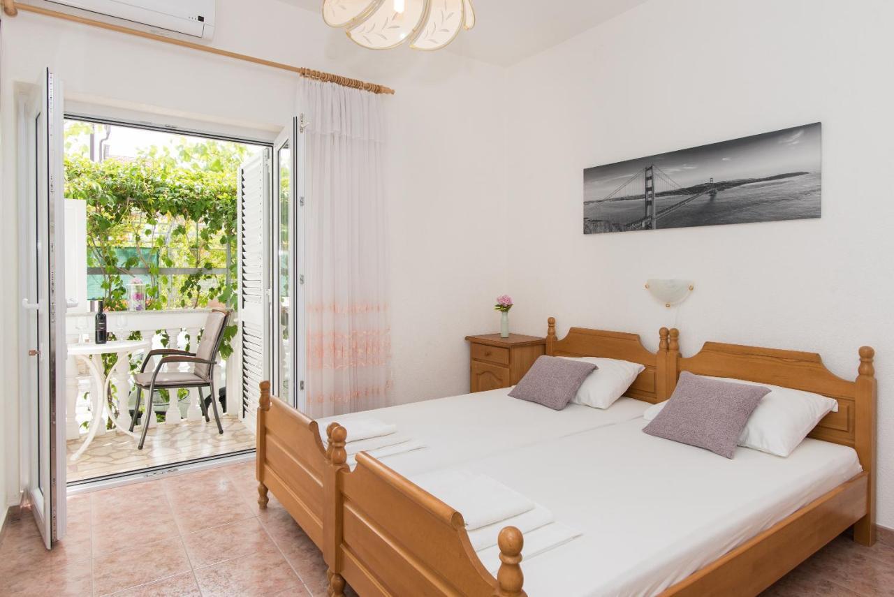 Topic Apartments Водице Экстерьер фото